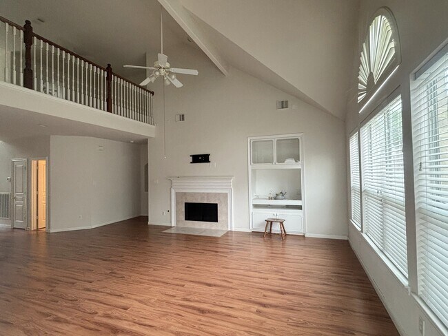 Building Photo - 19538 Piney Lake Dr