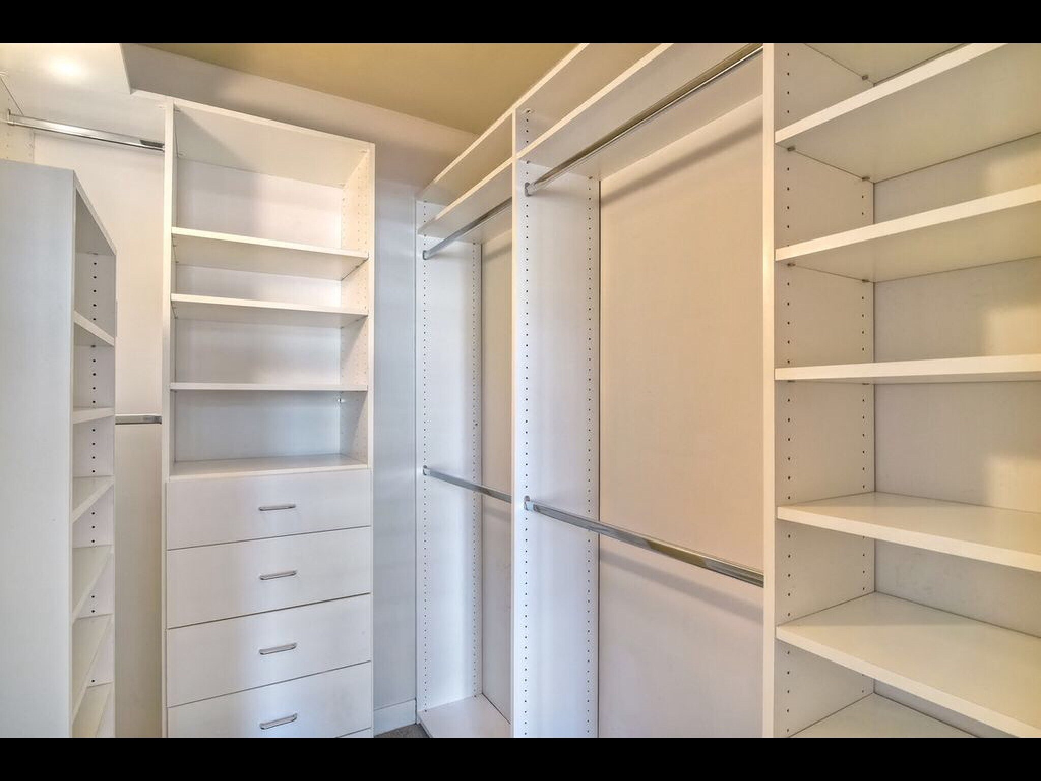 Master closet - 15707 Varden St