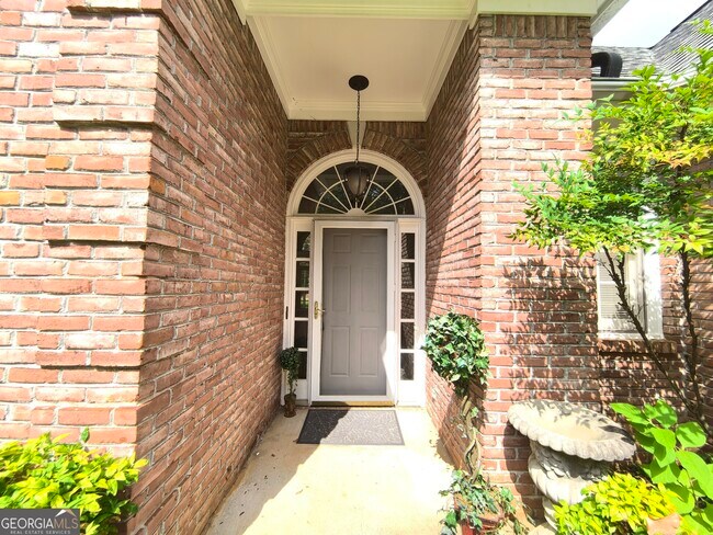 Building Photo - 4009 Treemont Ln