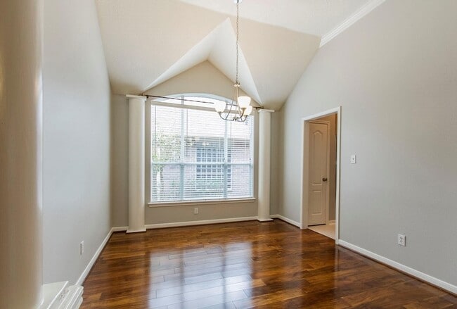 Building Photo - 1230 Sienna Hill Dr
