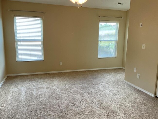 Building Photo - 147 Olde Towne Way