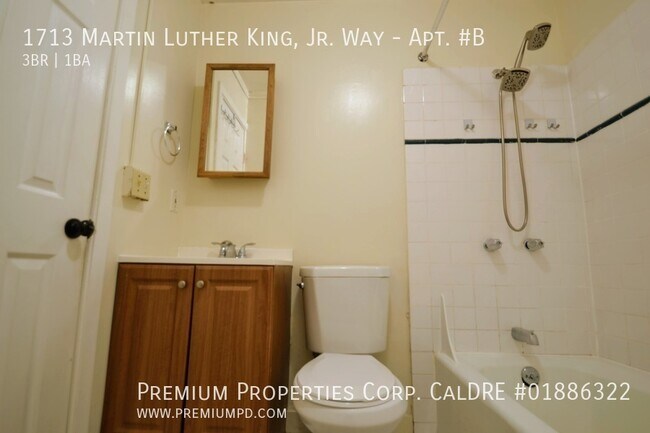 Building Photo - 1713 Martin Luther King, Jr Way