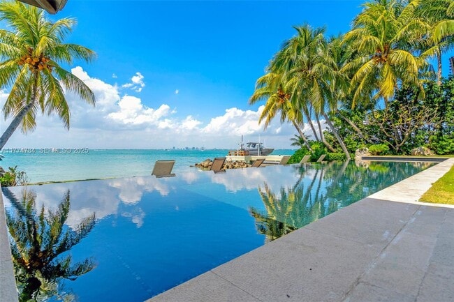 Building Photo - 9 Harbor Point