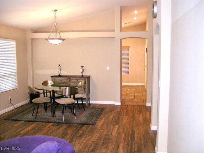 Building Photo - 212 Horizon Peak Dr