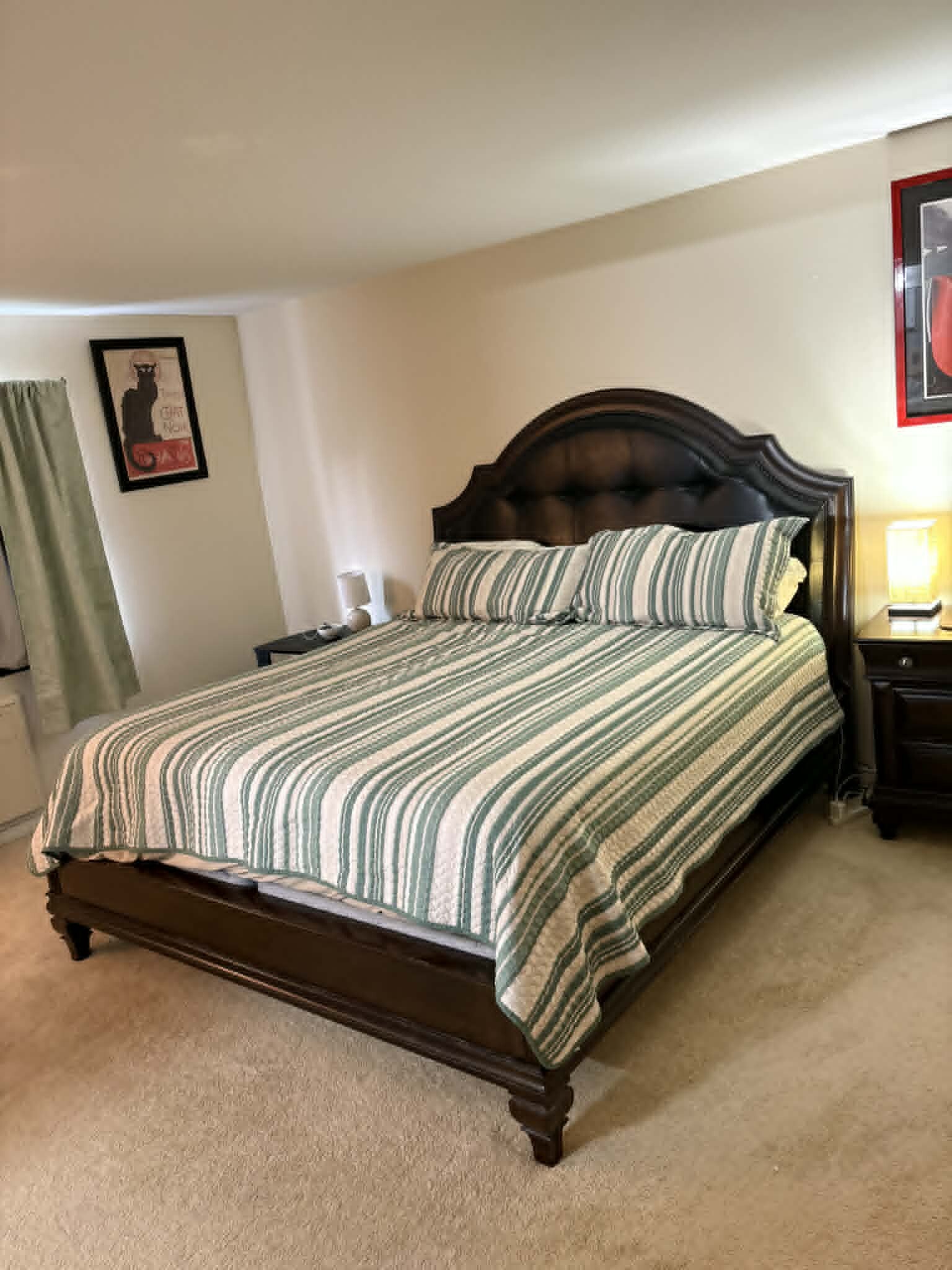 Building Photo - 2415 East Ave