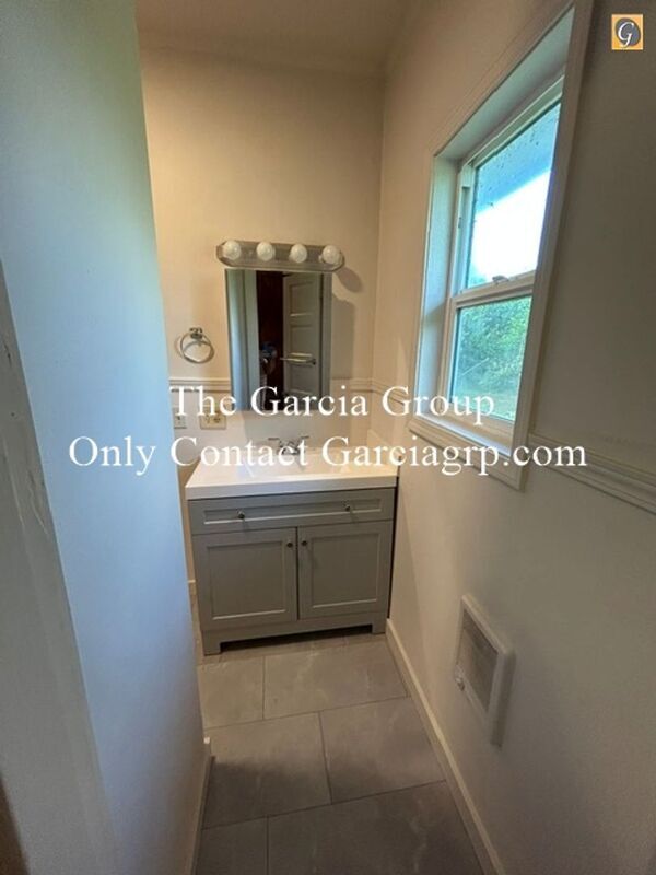 Building Photo - 15318 SE Risley Ct