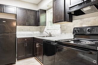 Interior Photo - Hidden Woods