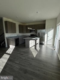 Building Photo - 318 Appleby School Rd