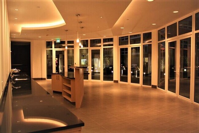 Building Photo - At the Montage!!! 1 bedroom 1 bath luxury ...