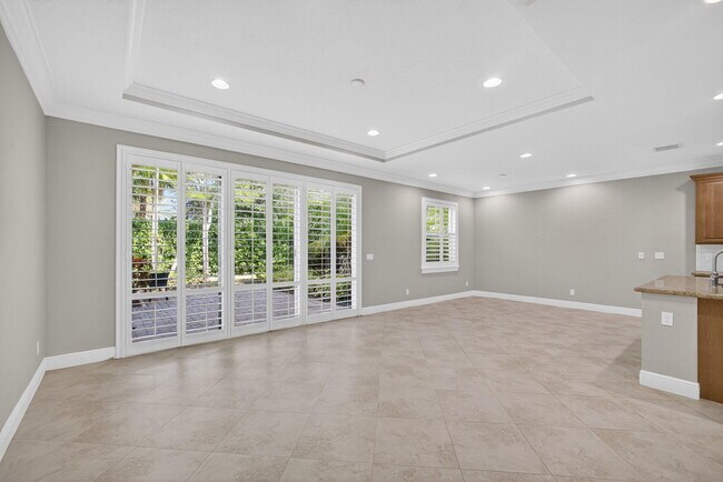 Building Photo - 4803 Cadiz Cir