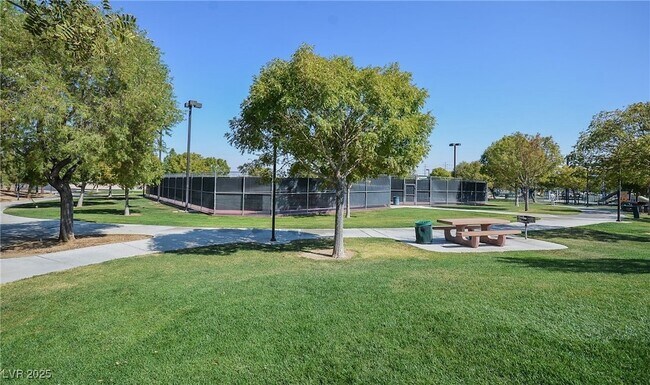 Building Photo - 7216 Campolina Ct