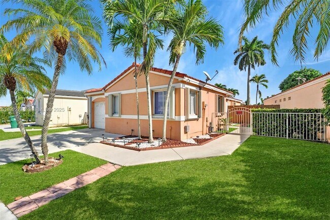 Building Photo - 17101 SW 142nd Pl