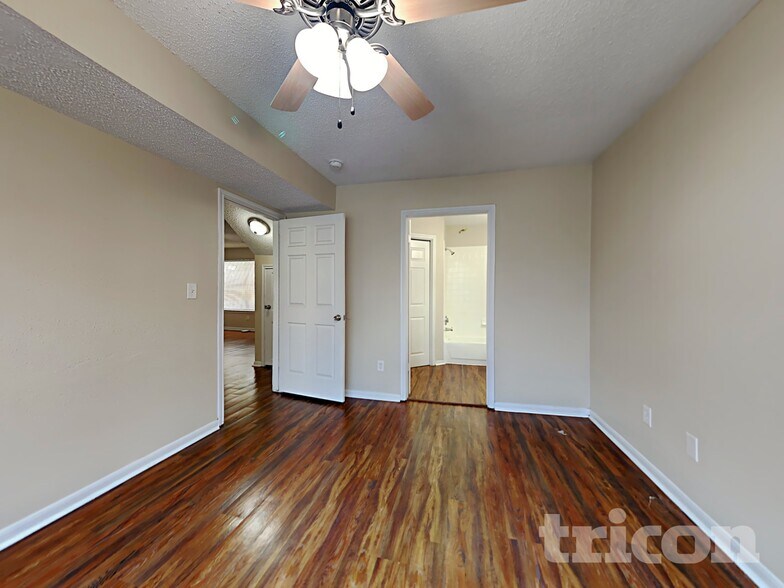 Building Photo - 3250 Kelling St