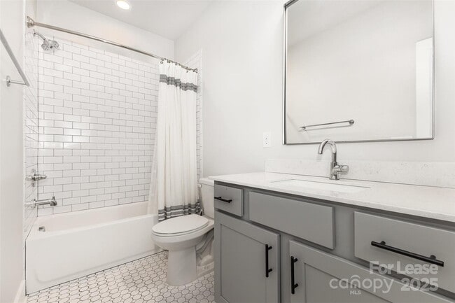 Building Photo - 2523 Irwin Strm Rd