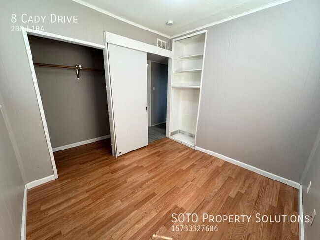 Building Photo - 8 Cady Dr