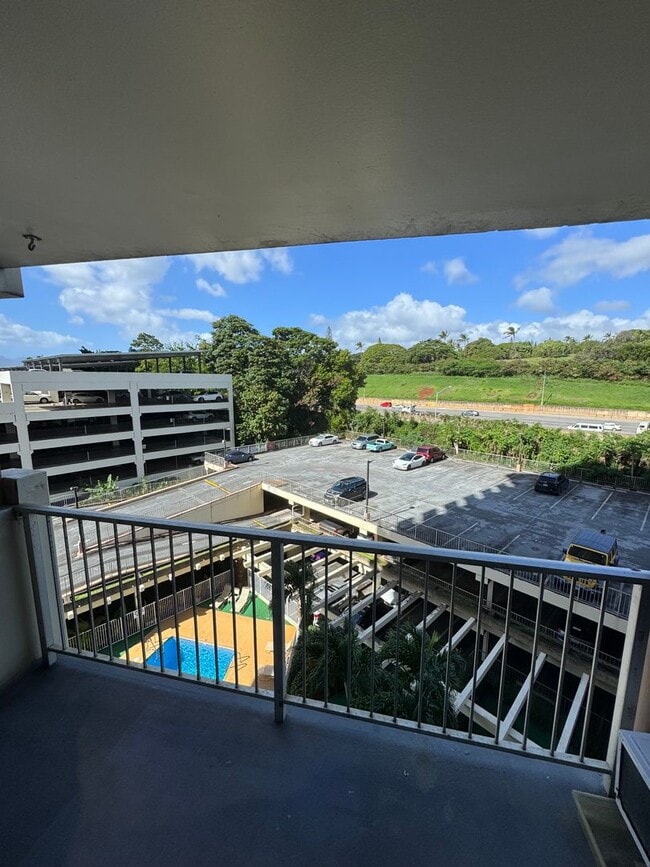 Building Photo - The Highlander Condo in Aiea 1/1/1 Unit #503