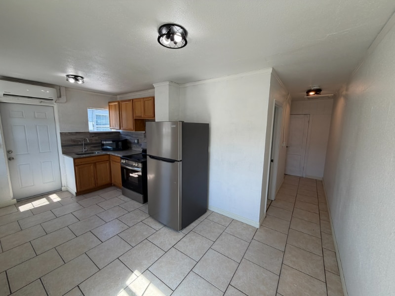 Building Photo - 1316 SE 7th Ave