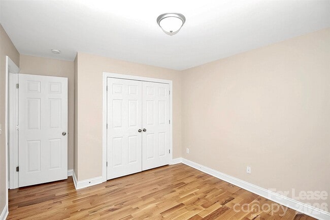 Building Photo - 14308 Harvington Dr