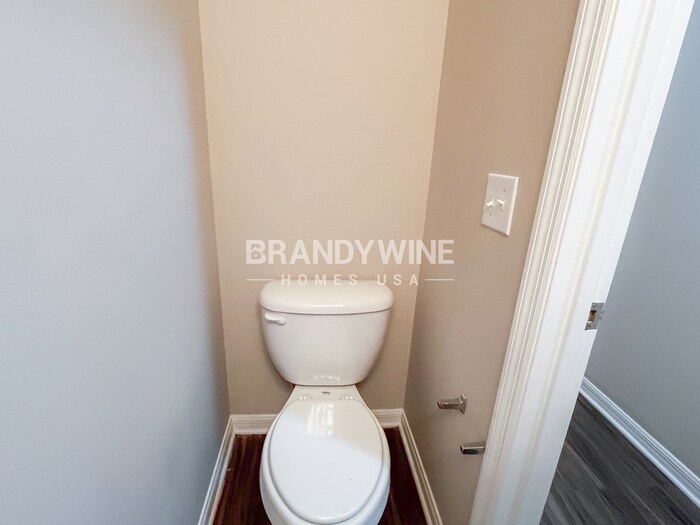 Building Photo - 8269 Halls Hammock Ct