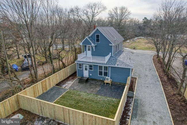 Building Photo - 35617 Airport Rd