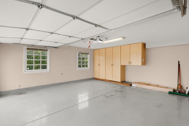 Building Photo - 475 Marine St