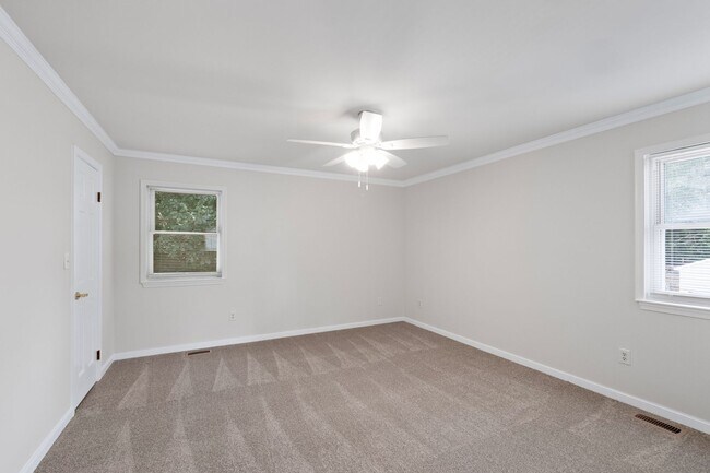 Building Photo - 1768 Olympic Dr