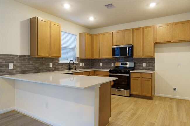 Building Photo - 22419 Hawberry Blossom Ln