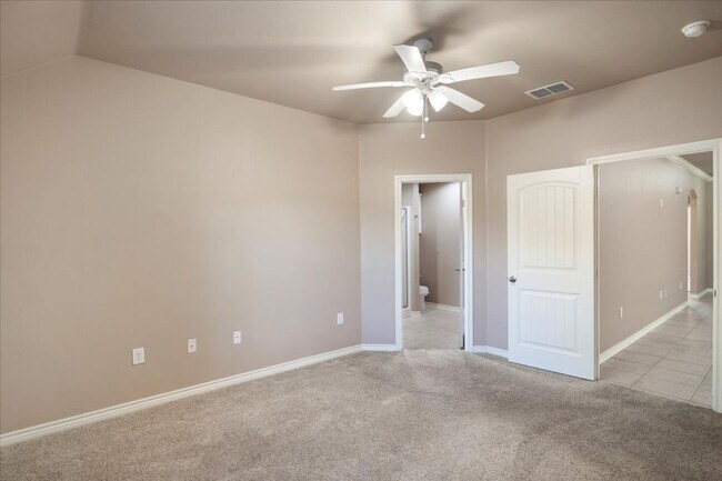 Building Photo - Stonebridge Villas #4037