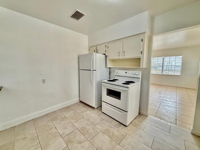 Building Photo - 1302 E New Orleans Ave