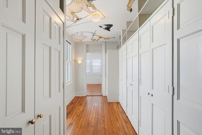 Building Photo - 1635 35th St NW