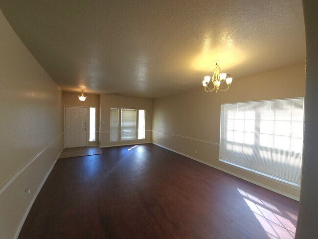 Building Photo - 21215 Encino Ash