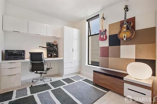 Building Photo - 1080 Sutter St