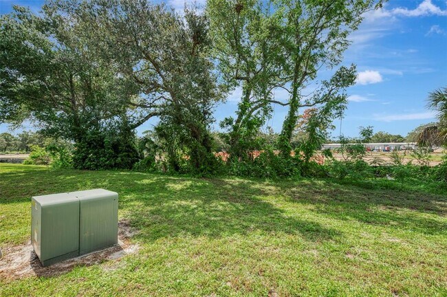 Building Photo - 952 N Beneva Rd