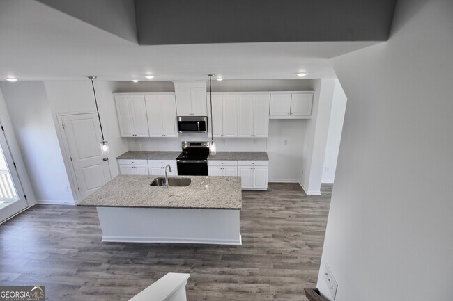 Building Photo - 2839 Rosehall Way