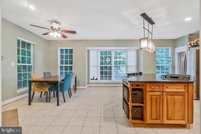 Building Photo - 4541 Monmouth St