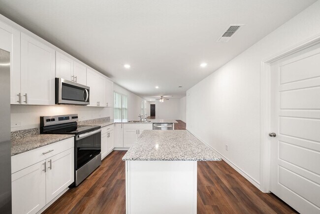 Building Photo - Charming New Rental in the Growing Dove So...