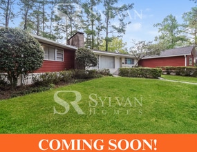 Building Photo - Enjoy one-level living in this 3 bedroom, 2 bathroom ranch-style home