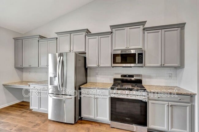 Building Photo - 268 Witch Hazel St