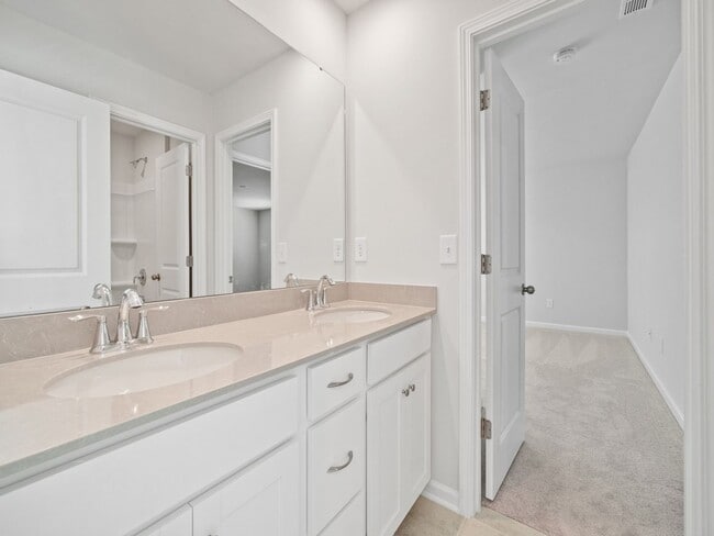 Building Photo - 15108 Moulin Ct Dr