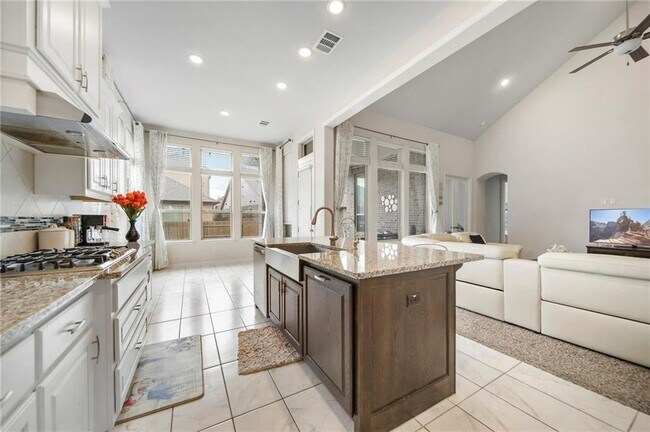 Building Photo - 253 Fannin Battleground Ln