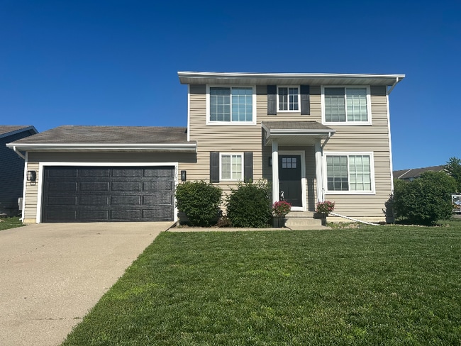 Primary Photo - 4703 NE Hayes Dr