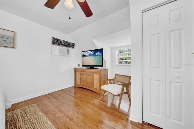 Building Photo - 4924 Shetland Ave