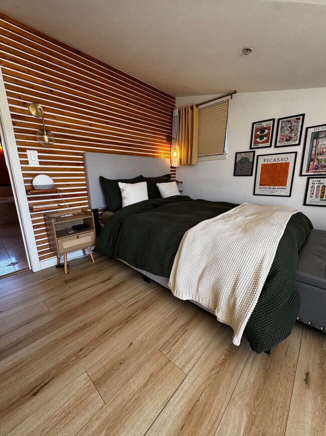 Building Photo - 2637 NW 56th St