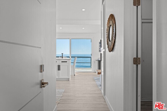 Building Photo - 25154 Malibu Rd