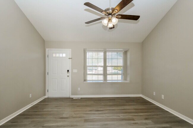 Building Photo - 2353 N 400 W