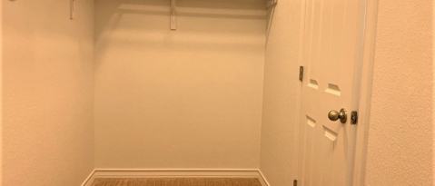Building Photo - 6605 Verona Pl