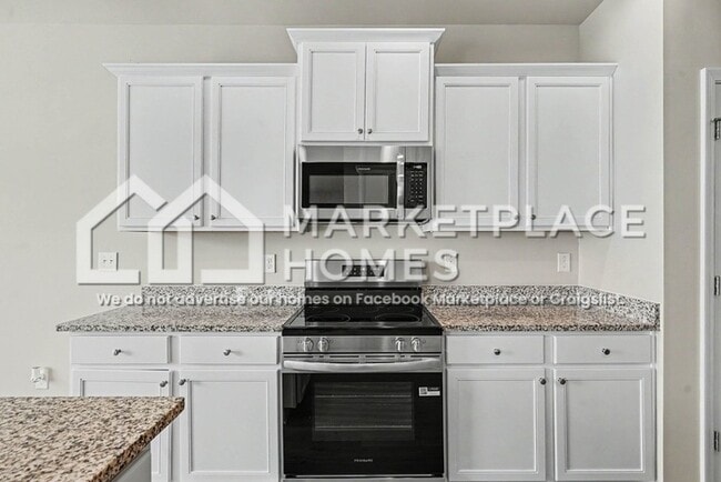 Building Photo - 225 W L Miller Dr