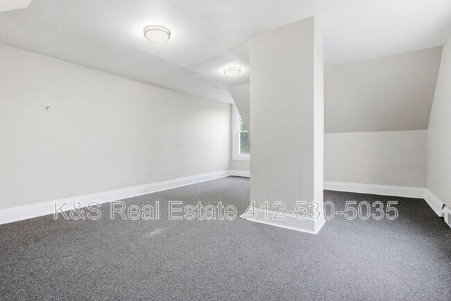 Building Photo - 29 E Orchard Ave