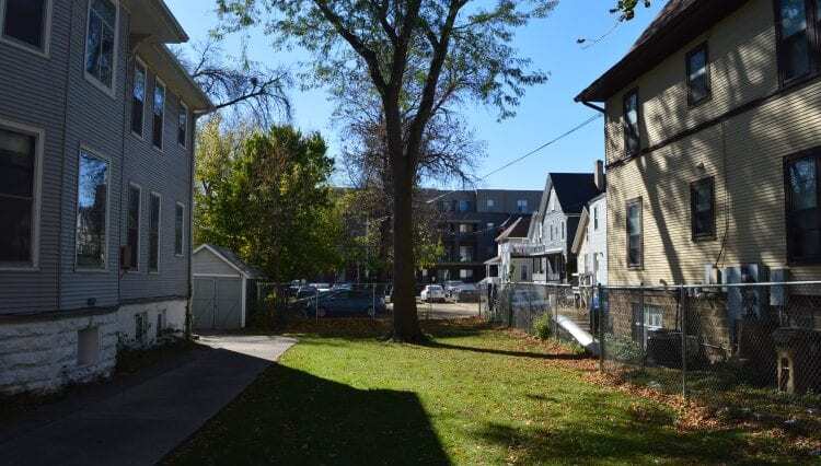 Building Photo - 16 N Broom St