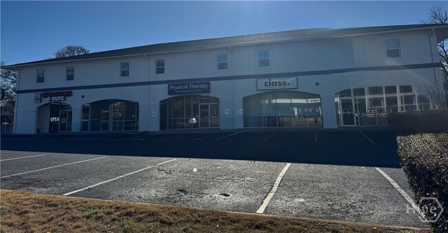 Building Photo - 723 Baxter St